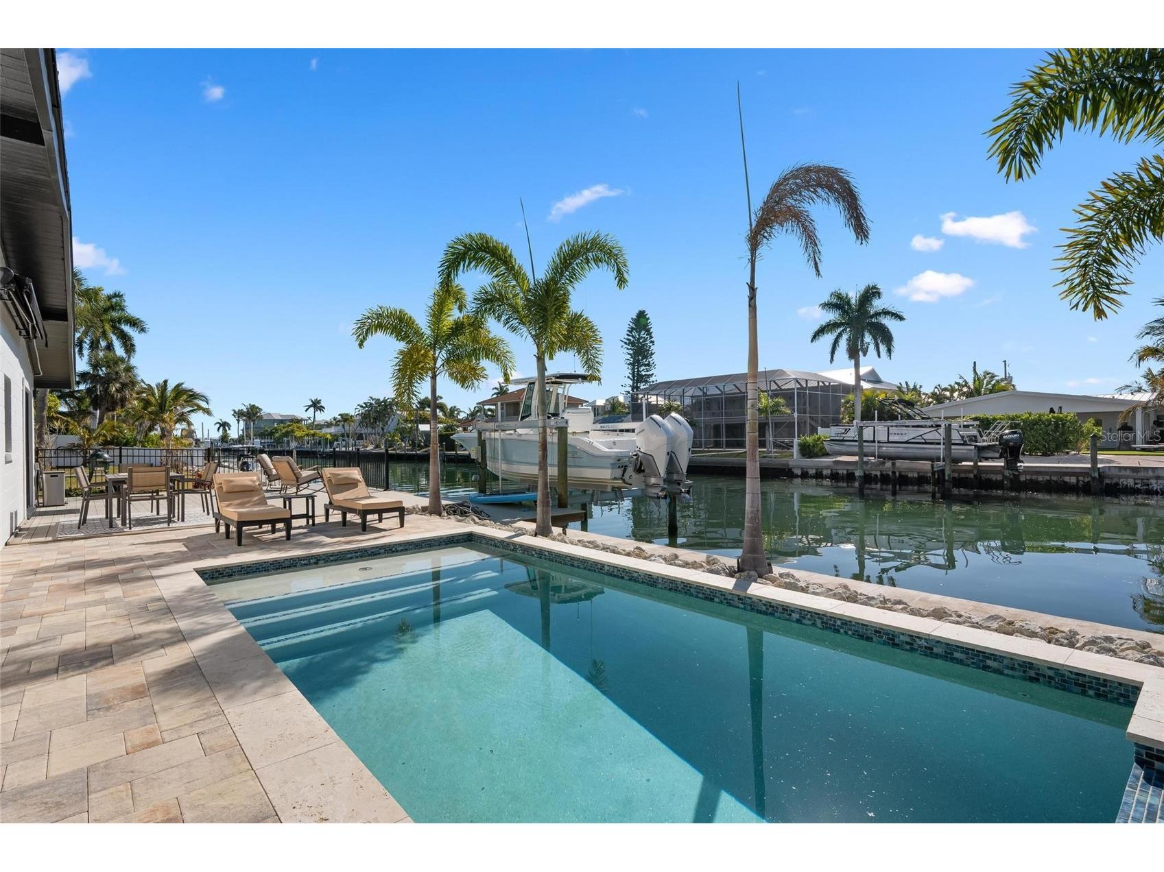 401 28th Street Holmes Beach FL 34217 A4681048 image46