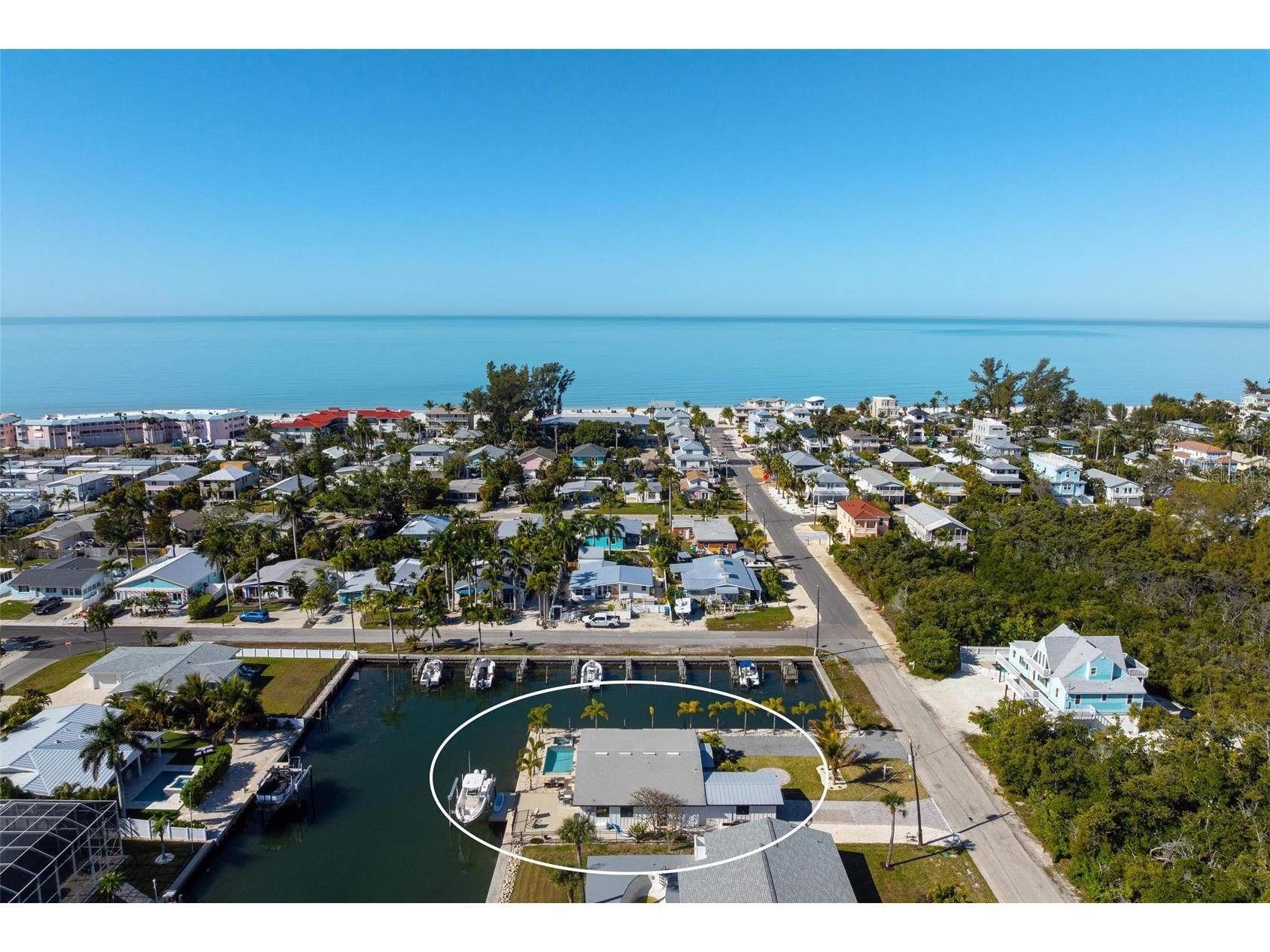 401 28th Street Holmes Beach FL 34217 A4681048 image8