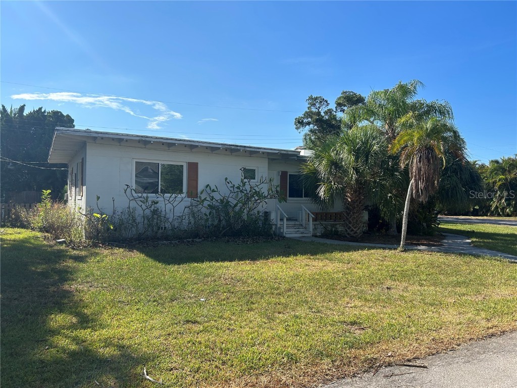 401 76th Street Holmes Beach FL 34217 A4581795 image1