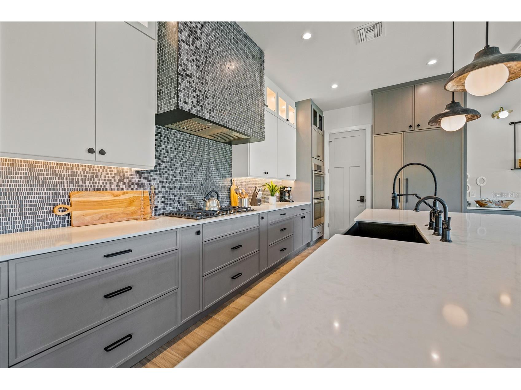 401 77th Street Holmes Beach FL 34217 A4667829 image12