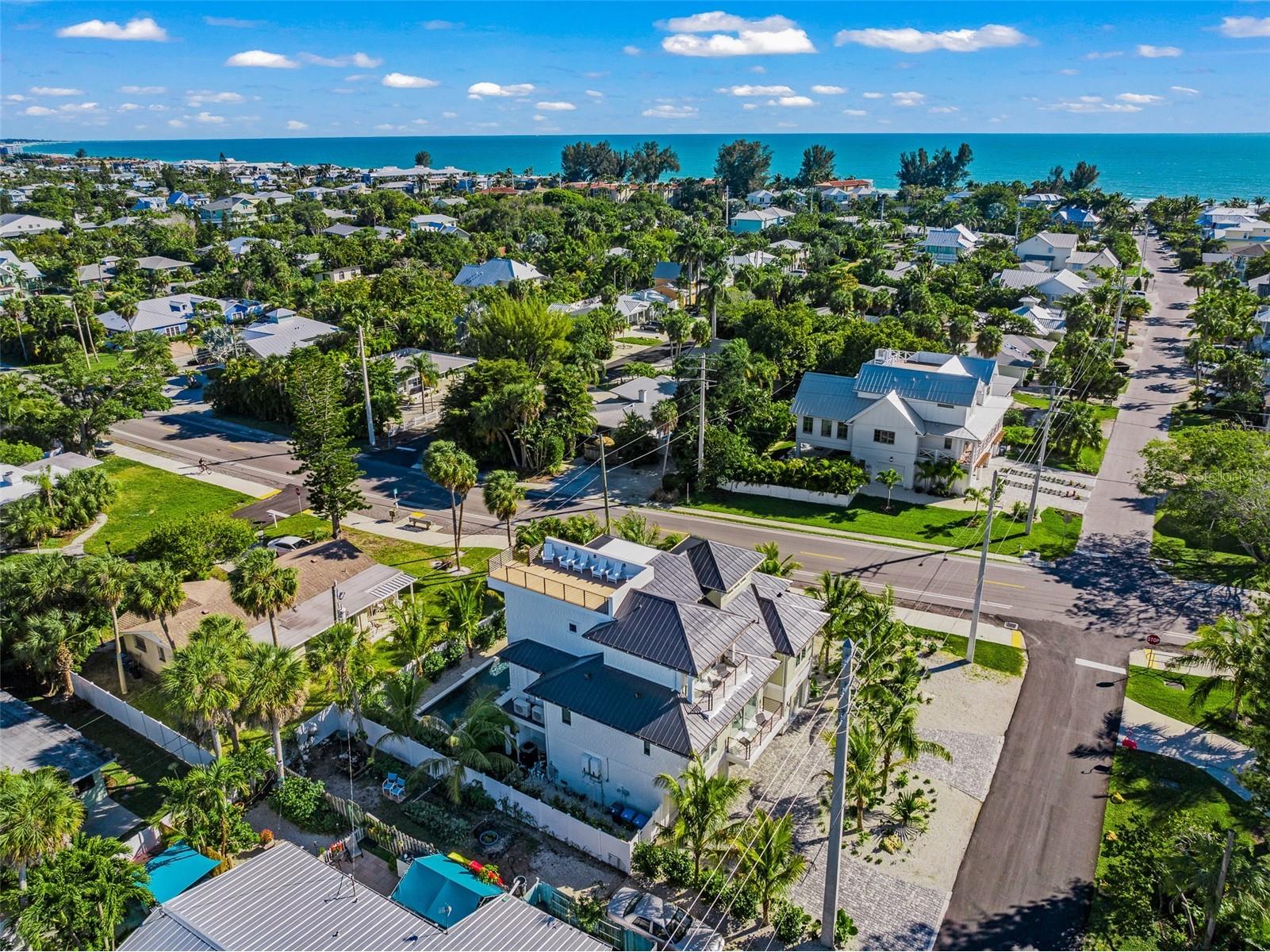 401 77th Street Holmes Beach FL 34217 A4667829 image78