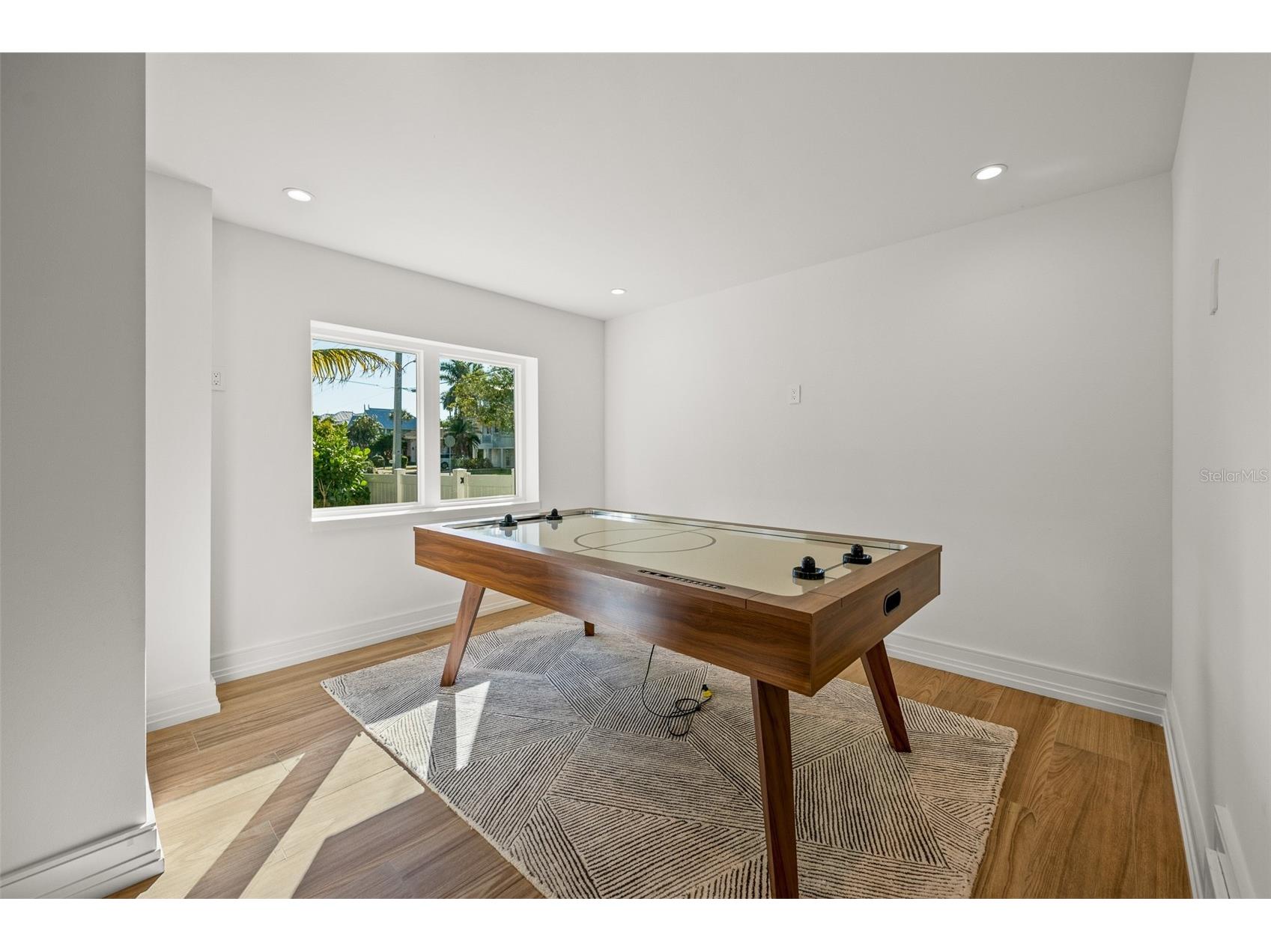 401 77th Street Holmes Beach FL 34217 A4667829 image8