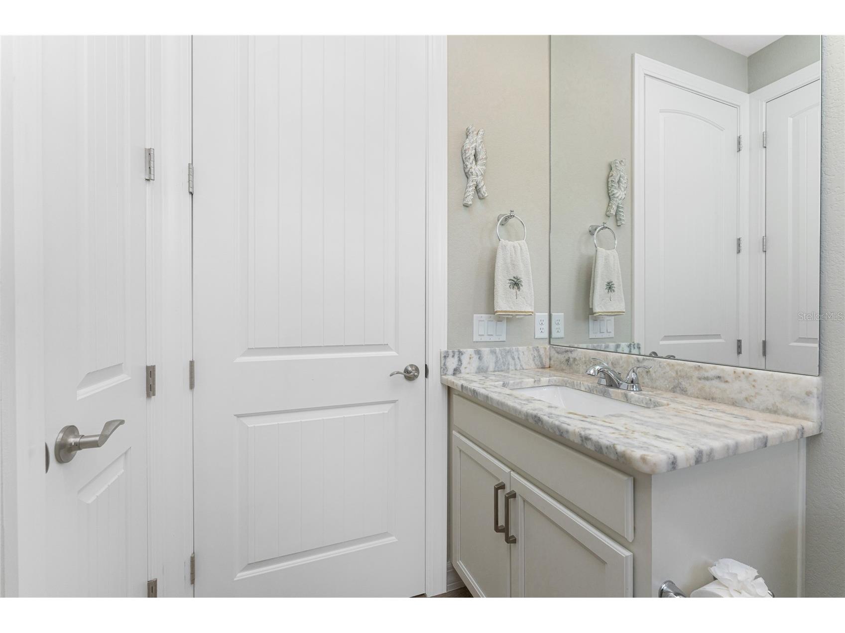 401 Albatross Road Rotonda West FL 33947 D6146244 image36