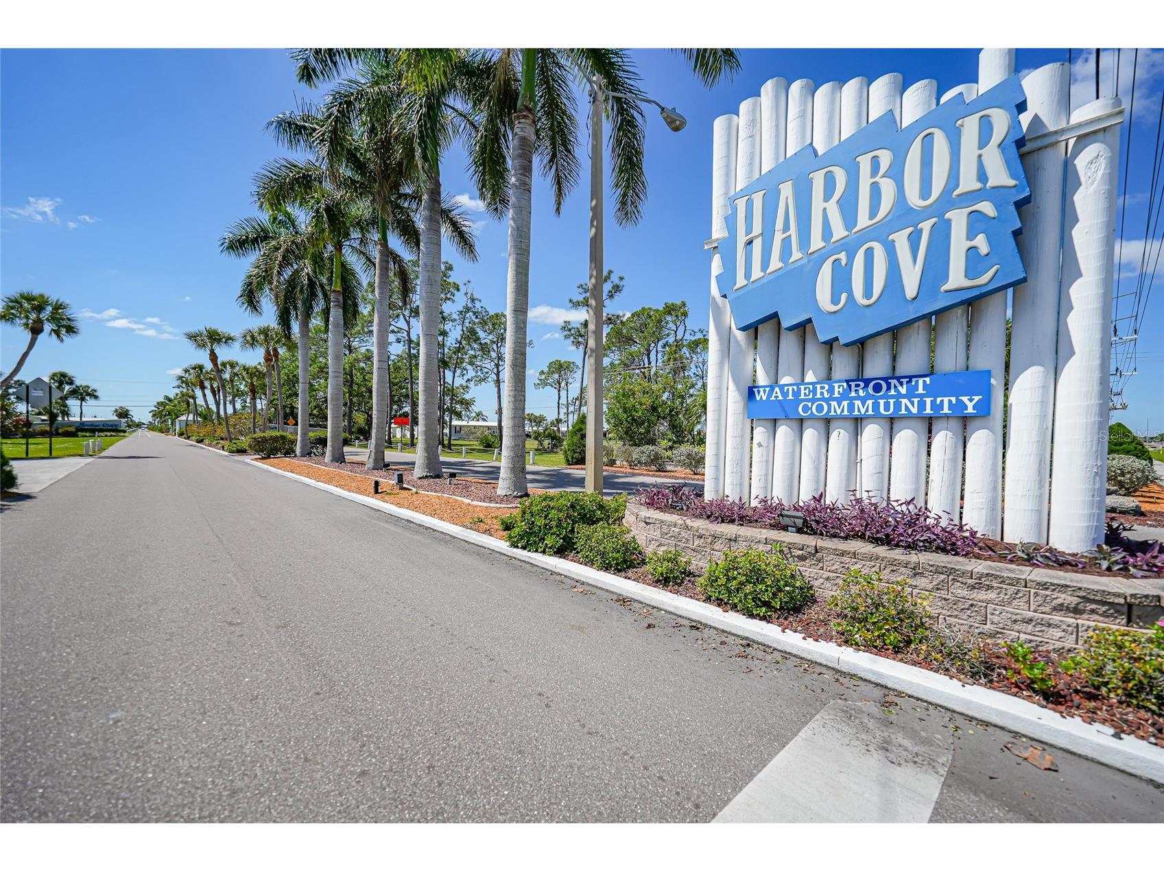 401 Blackburn Boulevard North Port FL 34287 C7515505 image7