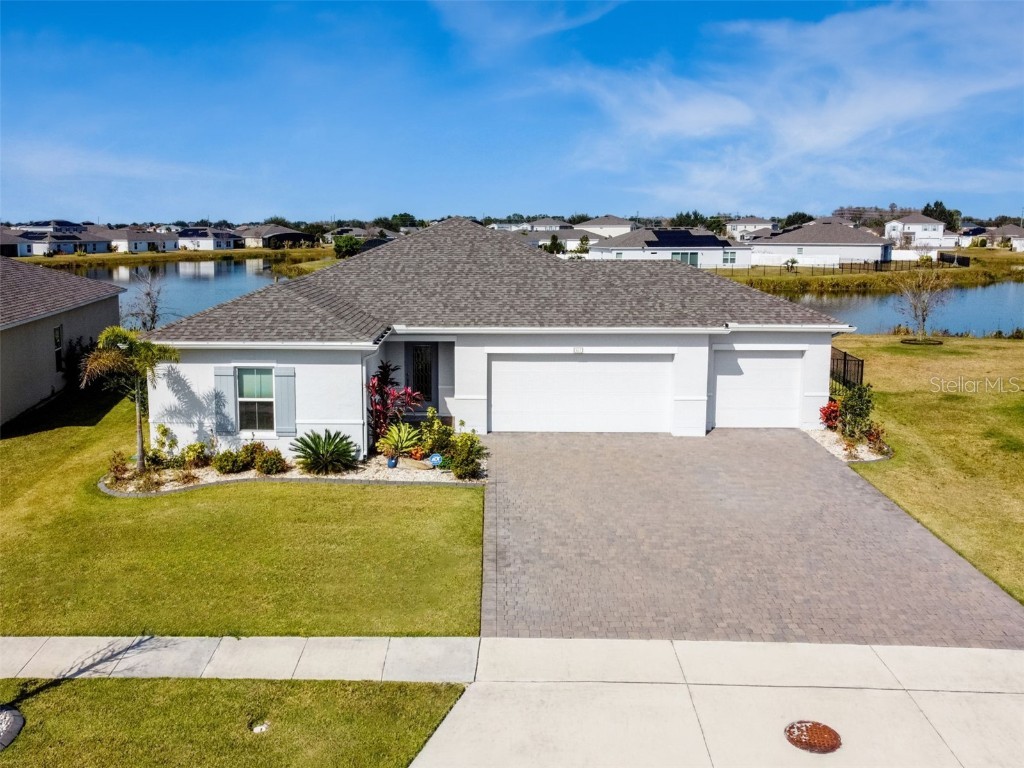 401 Blue Lake Circle Kissimmee FL 34758 O6135019 image1