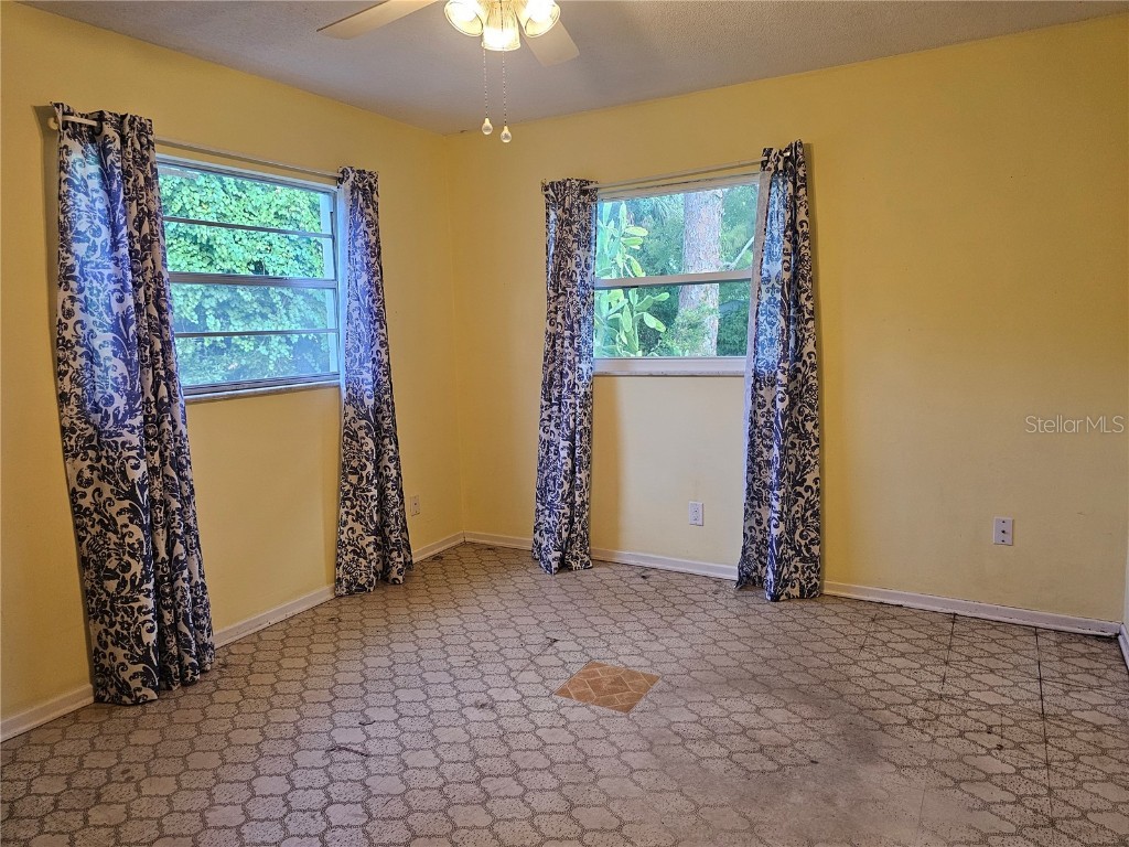 401 Cherry Street South Daytona FL 32119 V4937125 image15