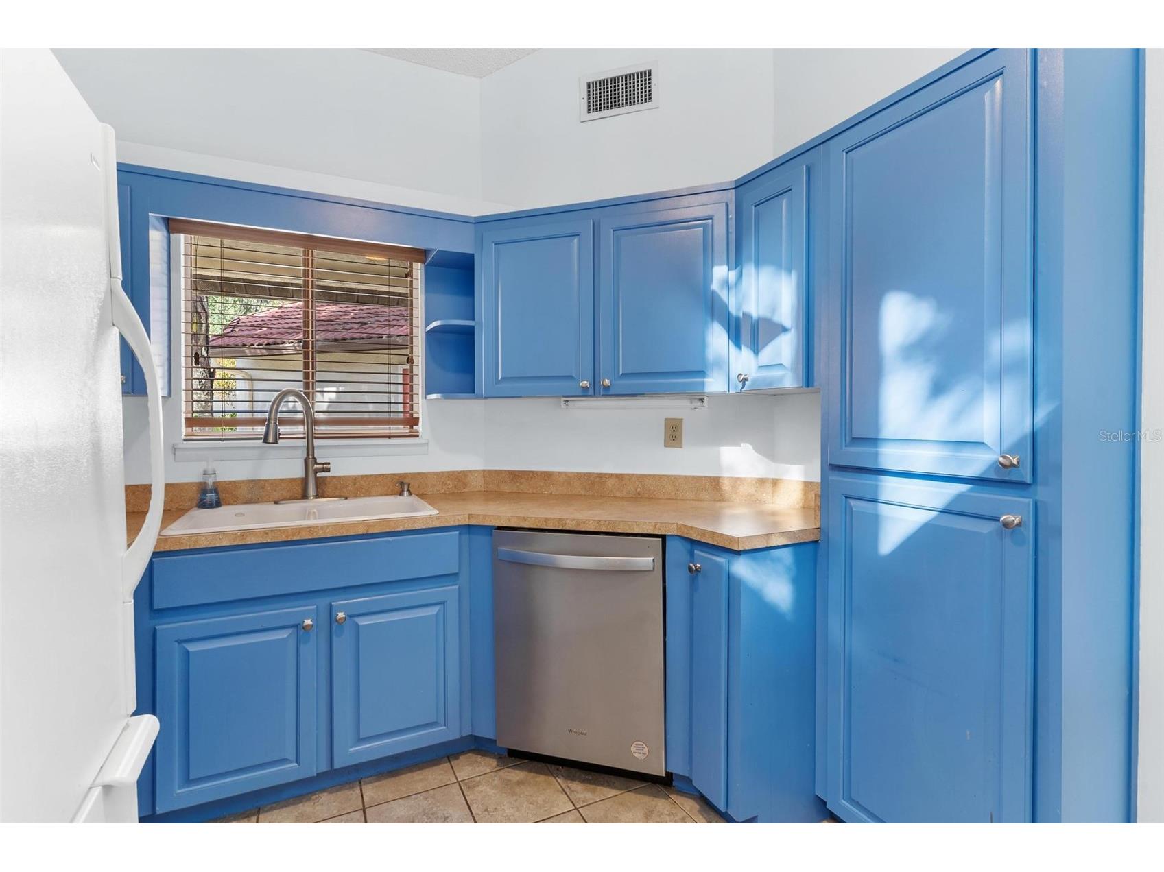 401 Clusterwood Drive Yalaha FL 34797 - LAKE HARRIS CHAIN OF LAKES G5102971 image14