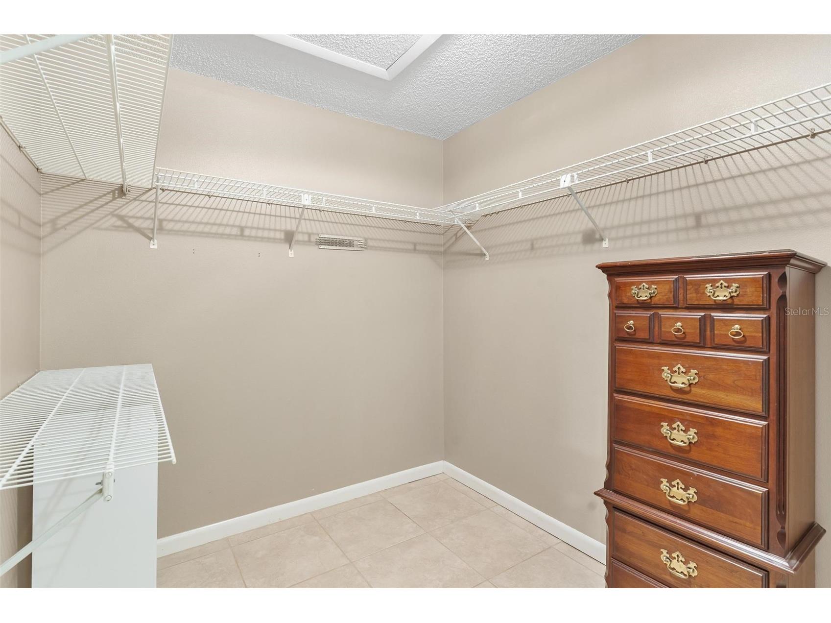 401 Clusterwood Drive Yalaha FL 34797 - LAKE HARRIS CHAIN OF LAKES G5102971 image19