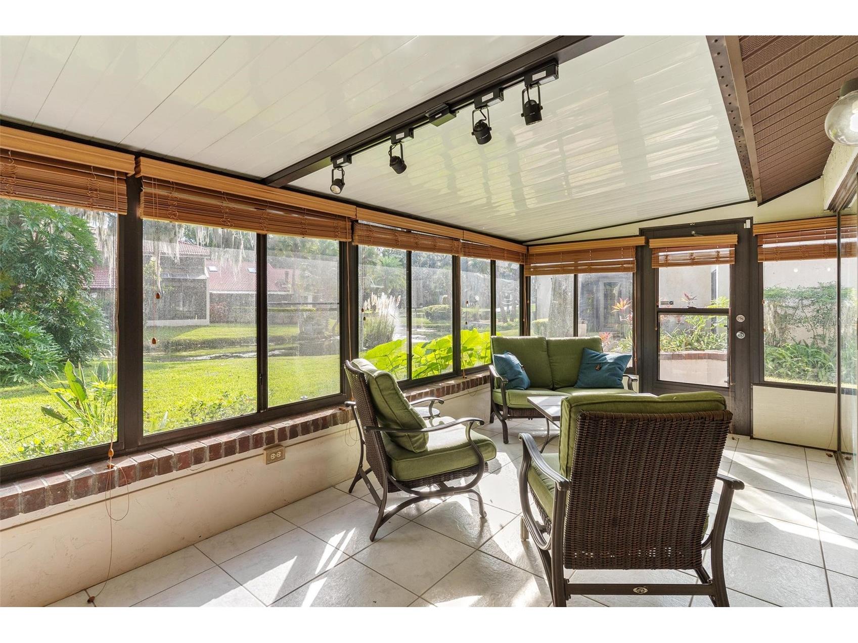 401 Clusterwood Drive Yalaha FL 34797 - LAKE HARRIS CHAIN OF LAKES G5102971 image28