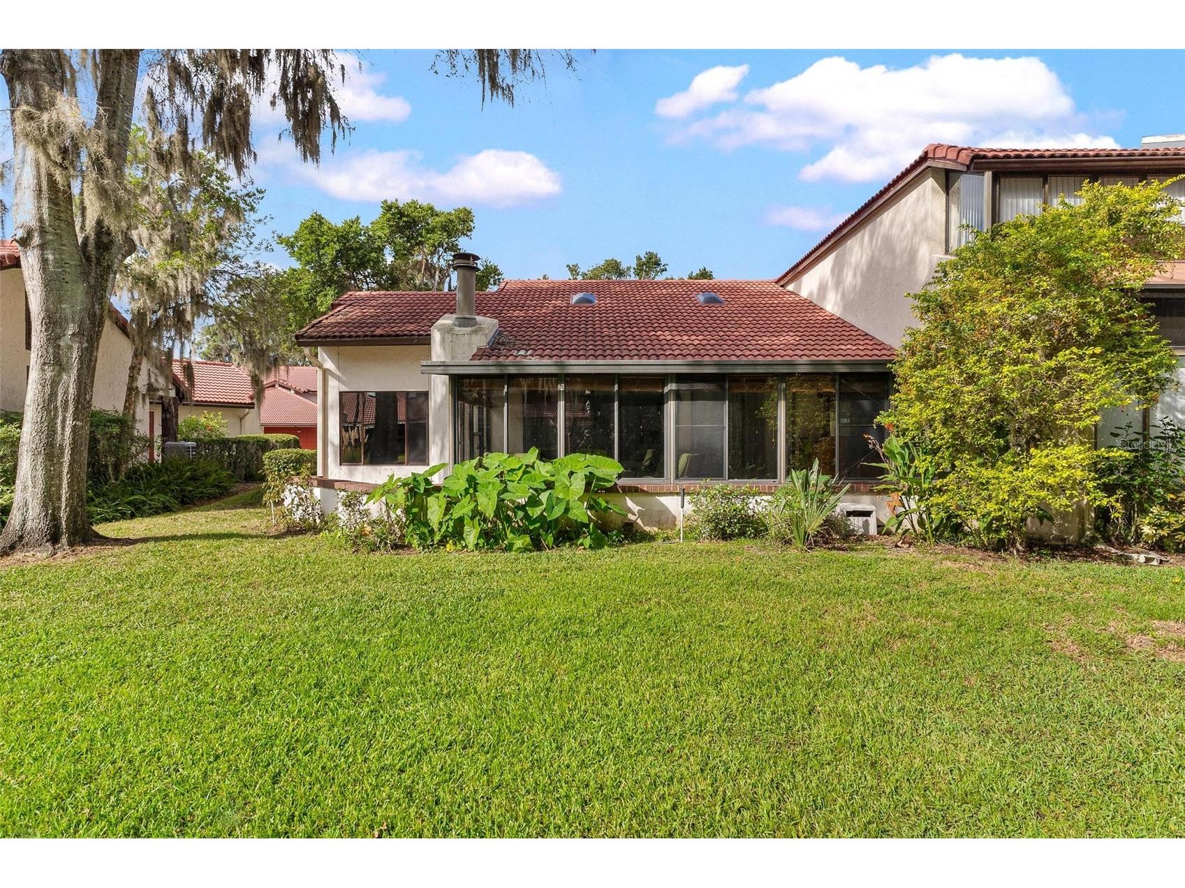 401 Clusterwood Drive Yalaha FL 34797 - LAKE HARRIS CHAIN OF LAKES G5102971 image33