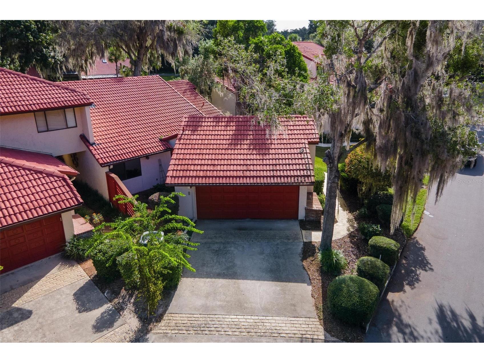 401 Clusterwood Drive Yalaha FL 34797 - LAKE HARRIS CHAIN OF LAKES G5102971 image36