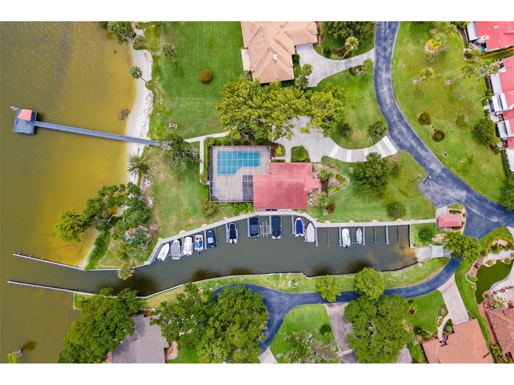 401 Clusterwood Drive Yalaha FL 34797 - LAKE HARRIS CHAIN OF LAKES G5102971 image43