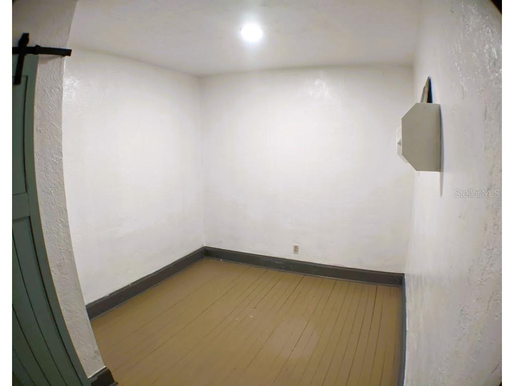 401 Colonia Lane E #10 Nokomis FL 34275 A4632153 image2