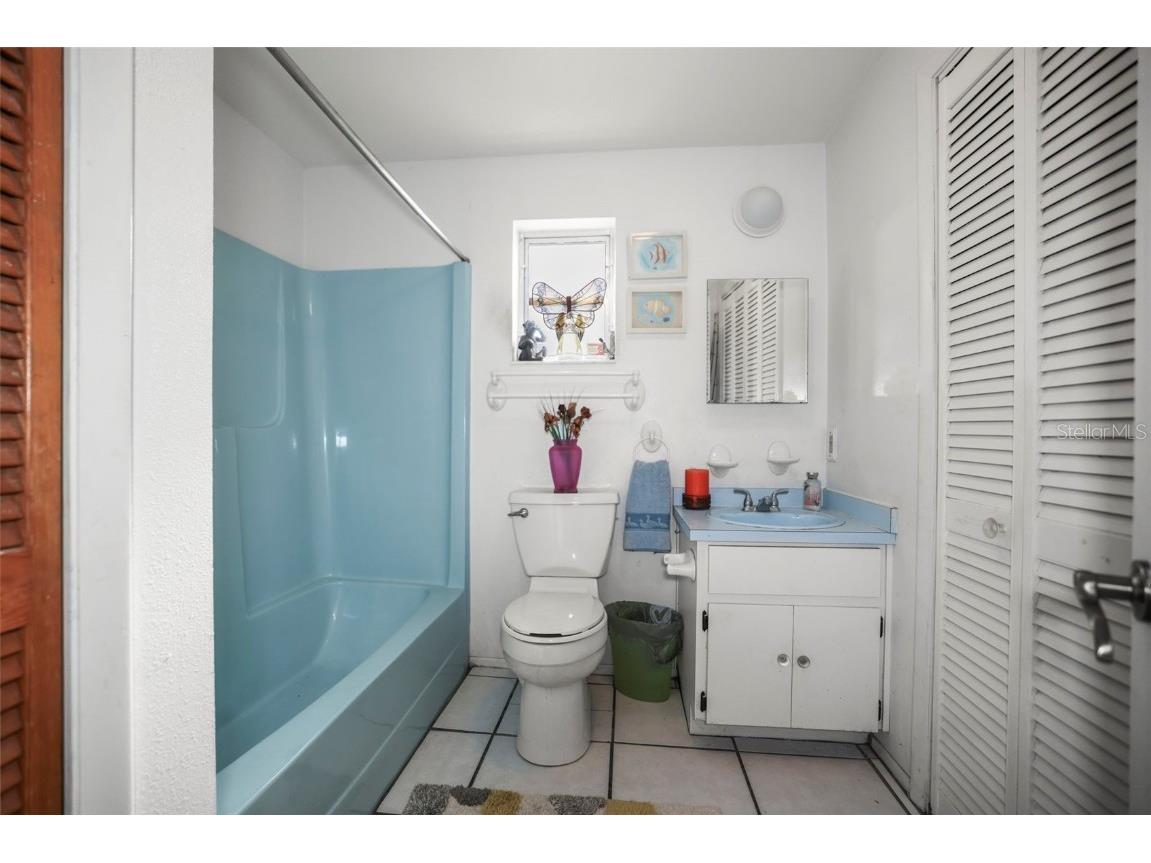 401 Davison Avenue NE Saint Petersburg FL 33703 TB8446827 image20