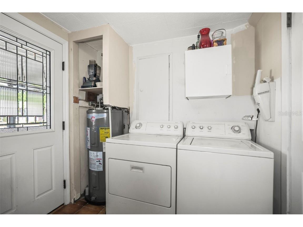 401 Davison Avenue NE Saint Petersburg FL 33703 TB8446827 image28