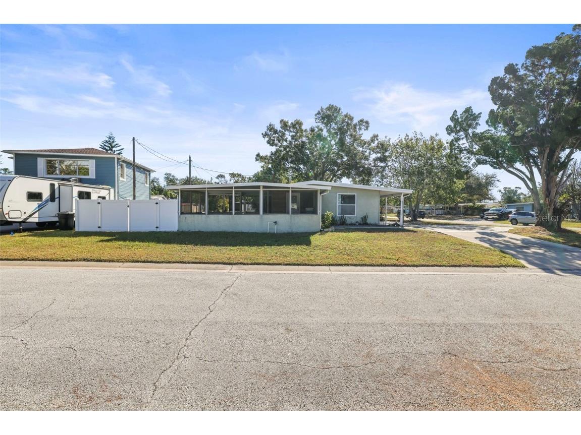 401 Davison Avenue NE Saint Petersburg FL 33703 TB8446827 image35