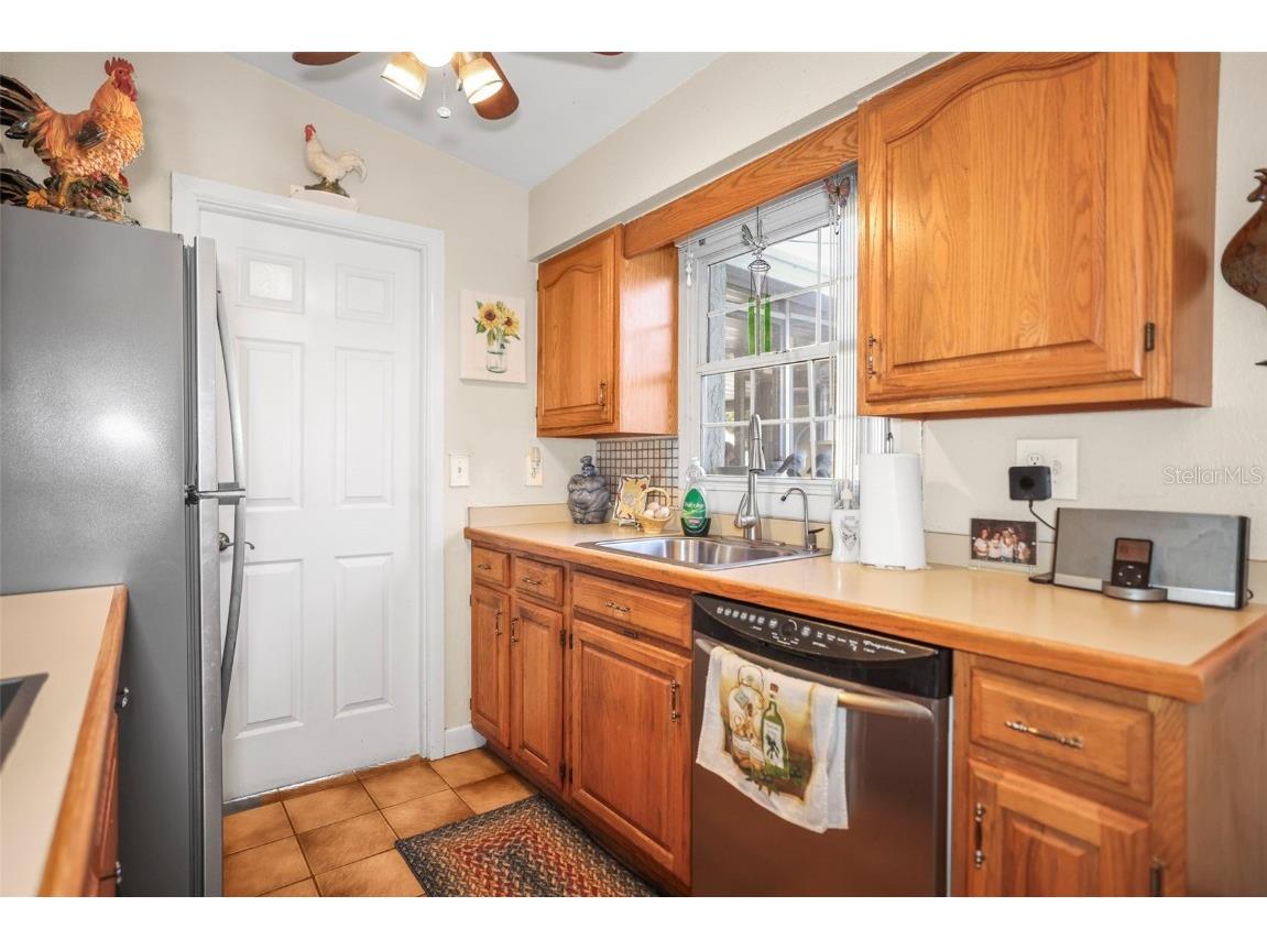 401 Davison Avenue NE Saint Petersburg FL 33703 TB8446827 image8