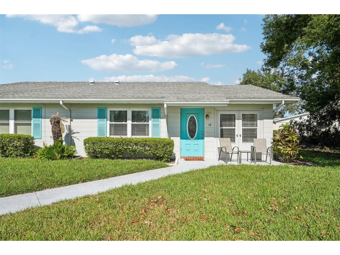 401 De Grasse Place #10 Sun City Center FL 33573 TB8312913 image1