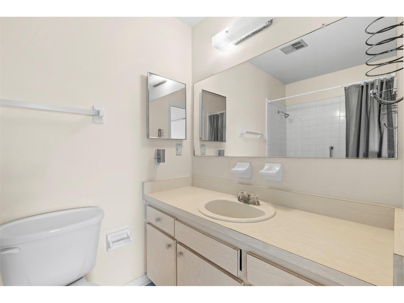 401 De Grasse Place #18 Sun City Center FL 33573 TB8495299 image22