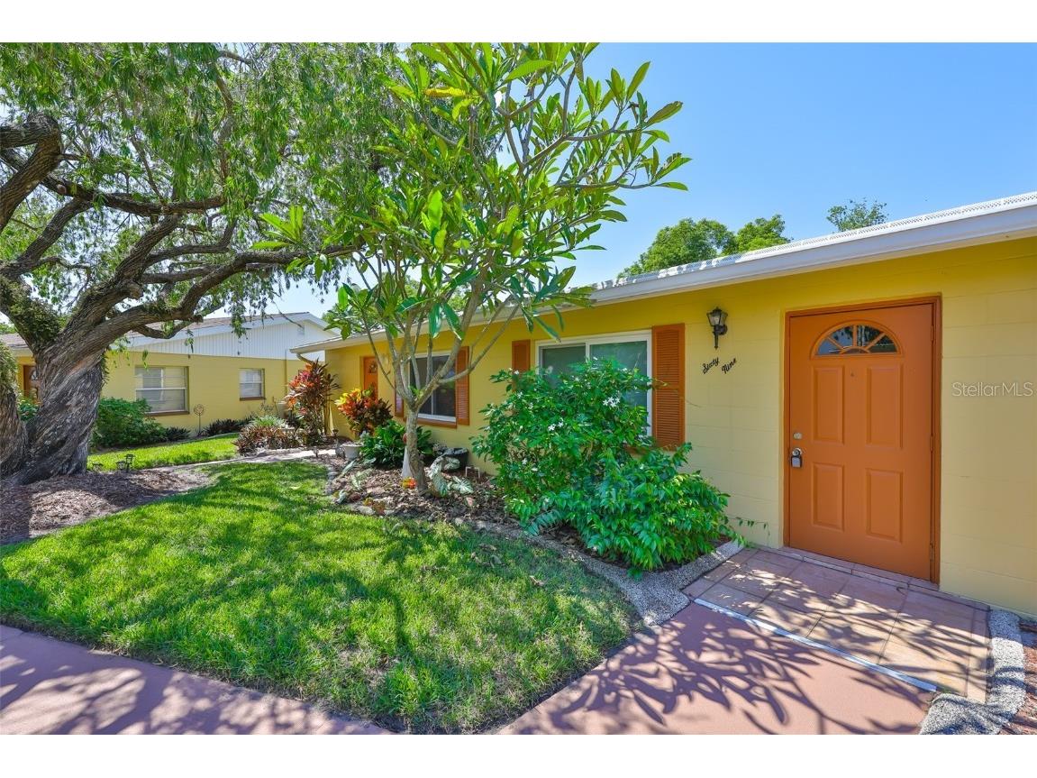 401 Dorchester Pl #69 Sun City Center FL 33573 TB8430595 image1