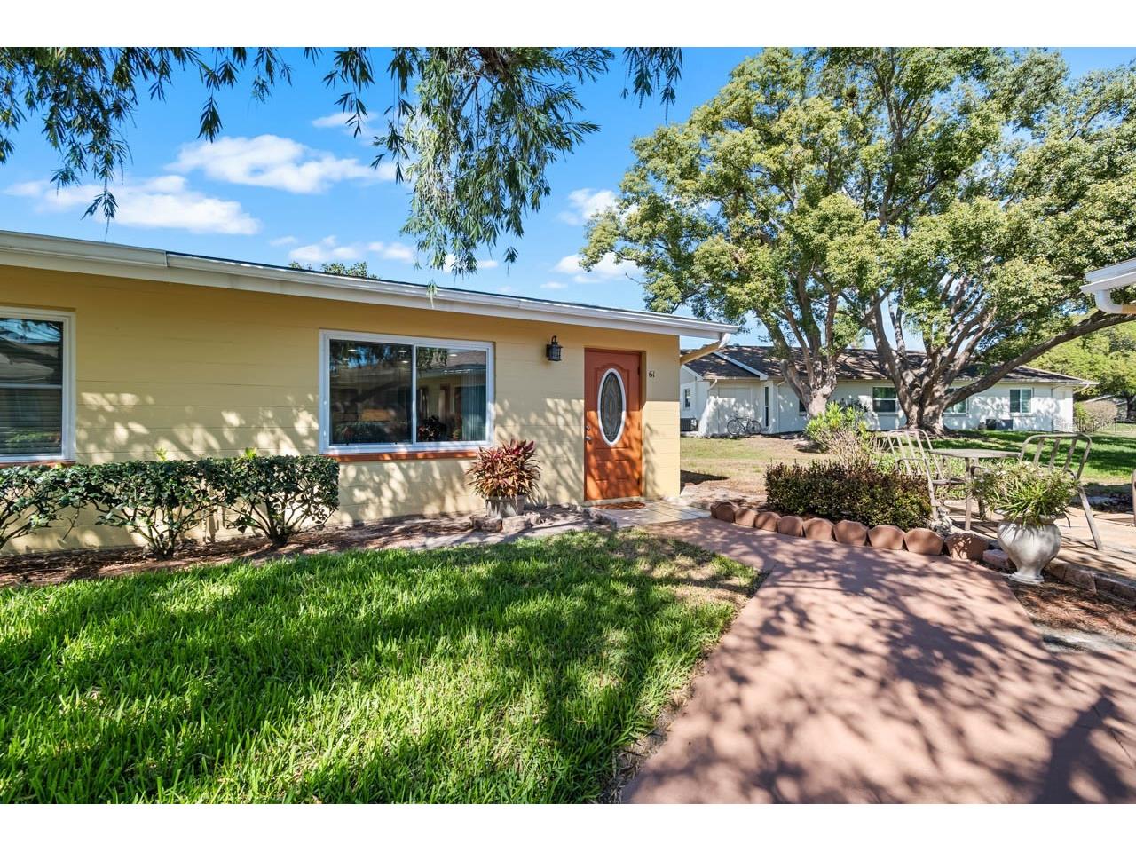 401 Dorchester Place #61 Sun City Center FL 33573 TB8488233 image2