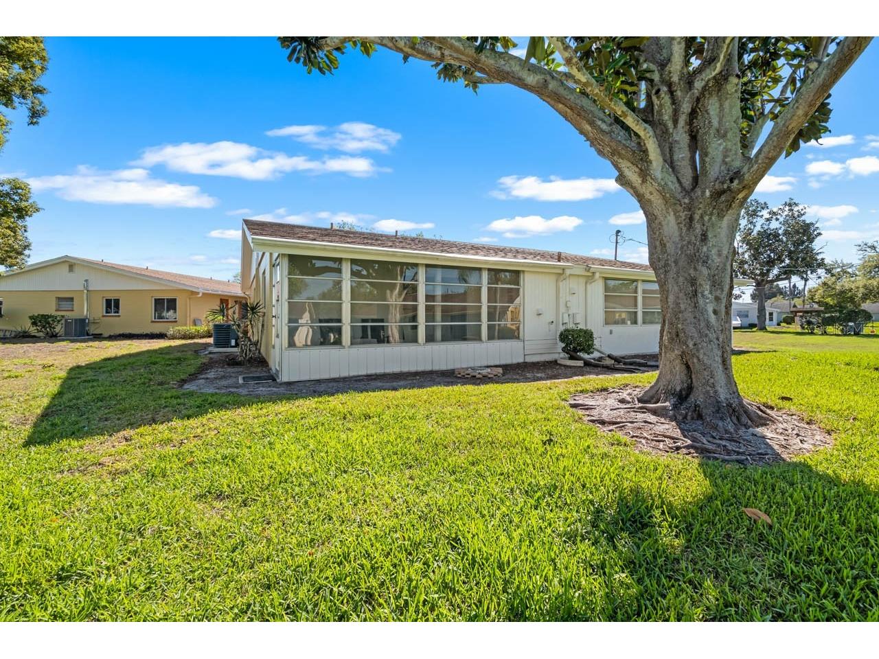 401 Dorchester Place #61 Sun City Center FL 33573 TB8488233 image28