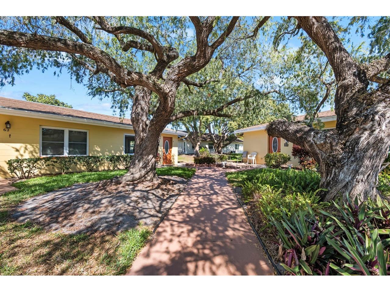 401 Dorchester Place #61 Sun City Center FL 33573 TB8488233 image3