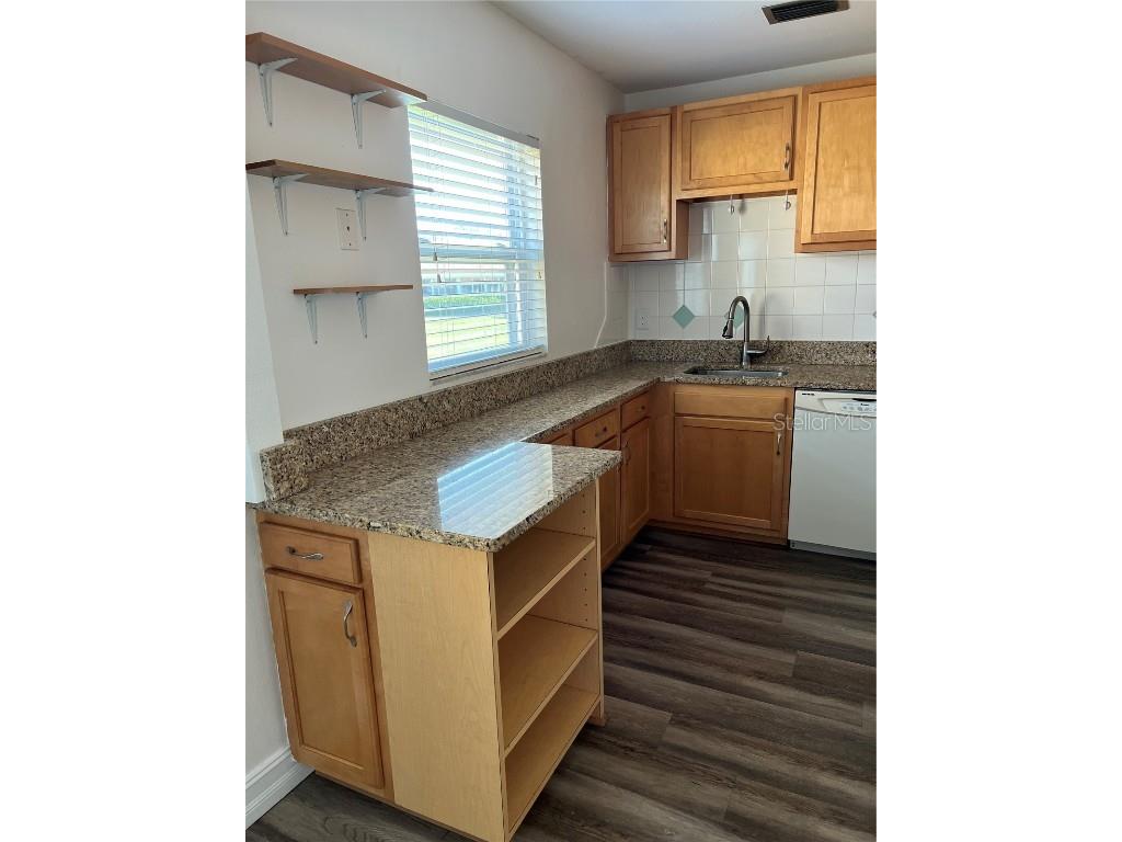 401 Dorchester Place #62 Sun City Center FL 33573 TB8345441 image3