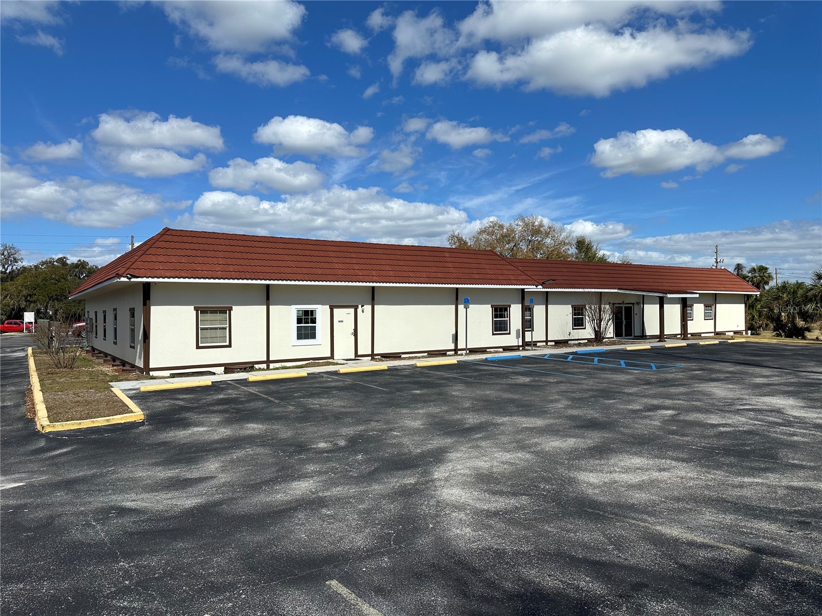 401 E North Boulevard #101 Leesburg FL 34748 G5108772 image1