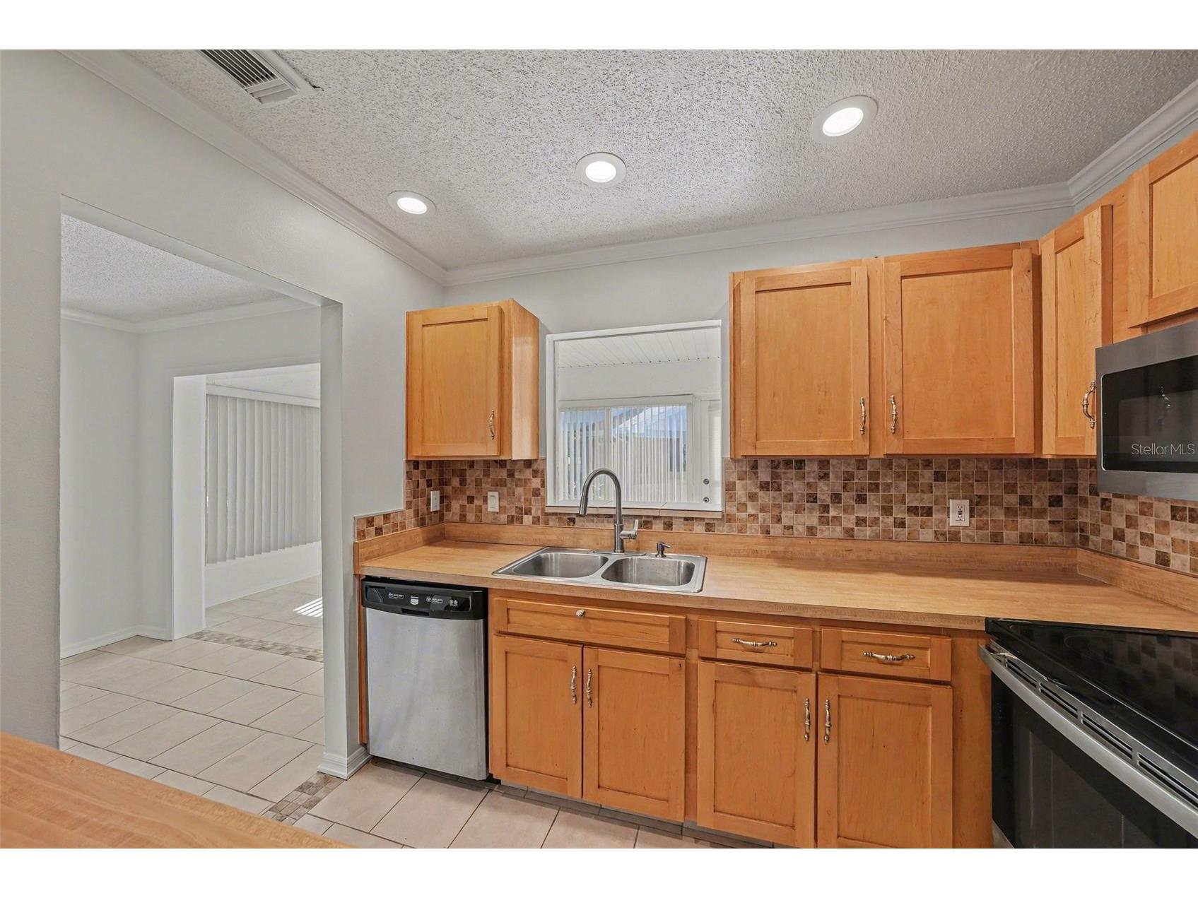 401 Finchley Court #A Sun City Center FL 33573 TB8483066 image15
