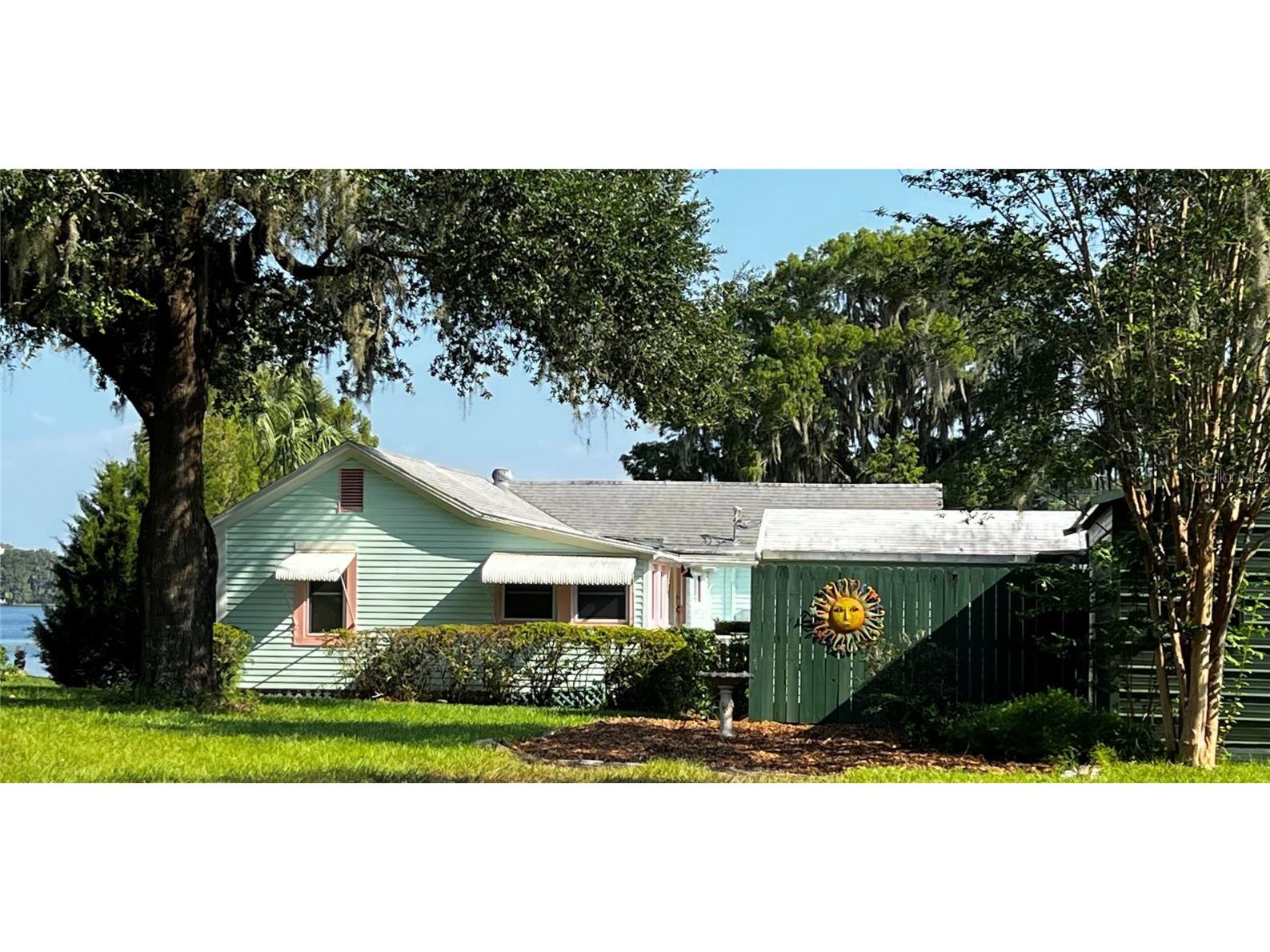 401 Hunting Lodge Drive Inverness FL 34453 - LITTLE LAKE HENDERSON T3450004 image1