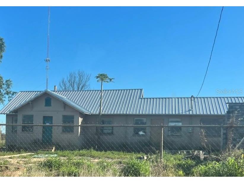 401 J Zoffay Road Frostproof FL 33843 A4613517 image1