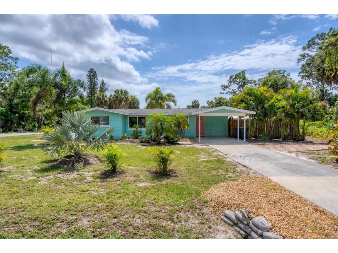 401 Leach Street Englewood FL 34223 D6143010 image1