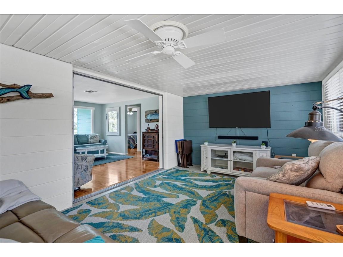 401 Leach Street Englewood FL 34223 D6143010 image13