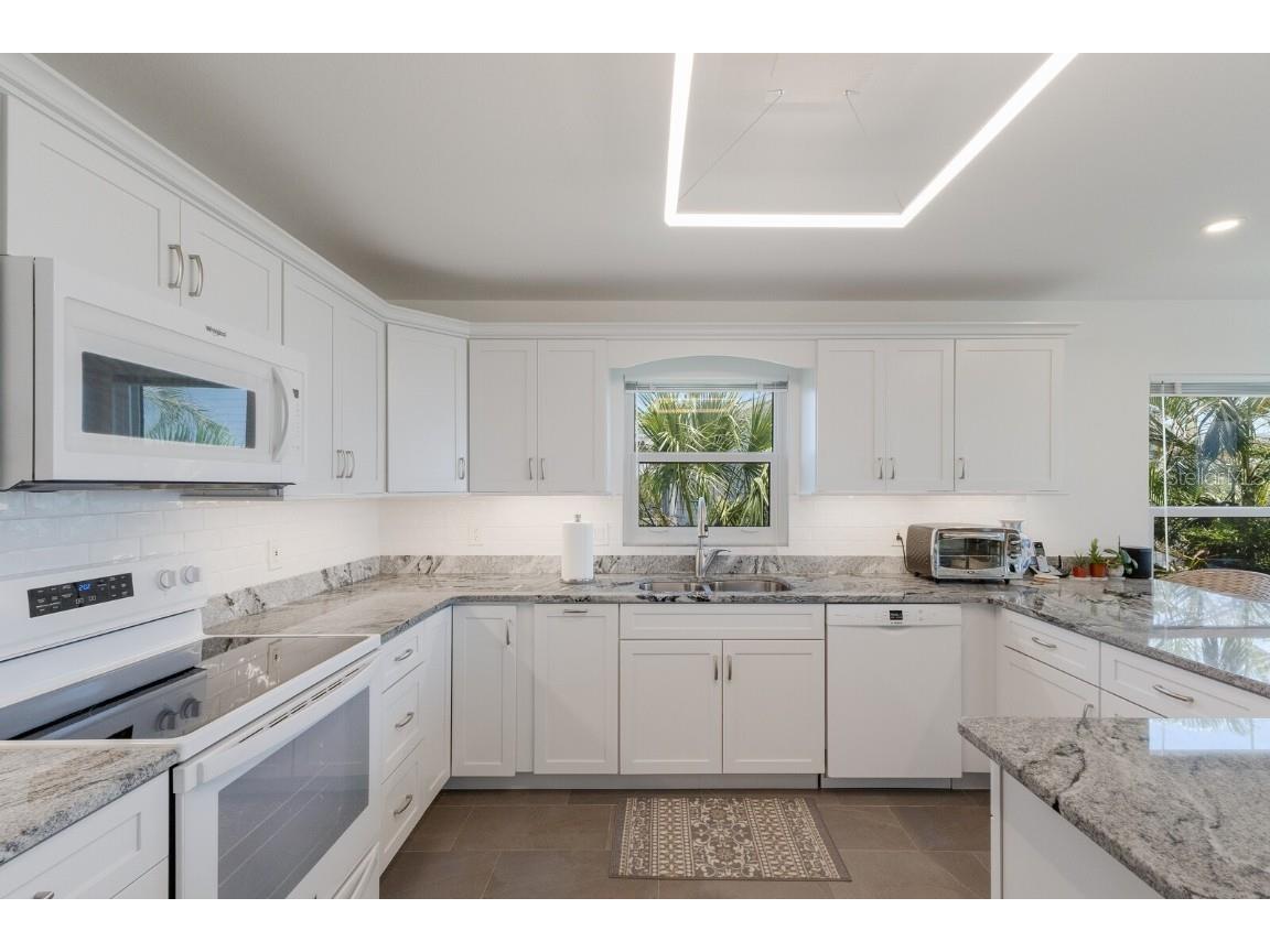 401 N Bay Boulevard Anna Maria FL 34216 A4656580 image12