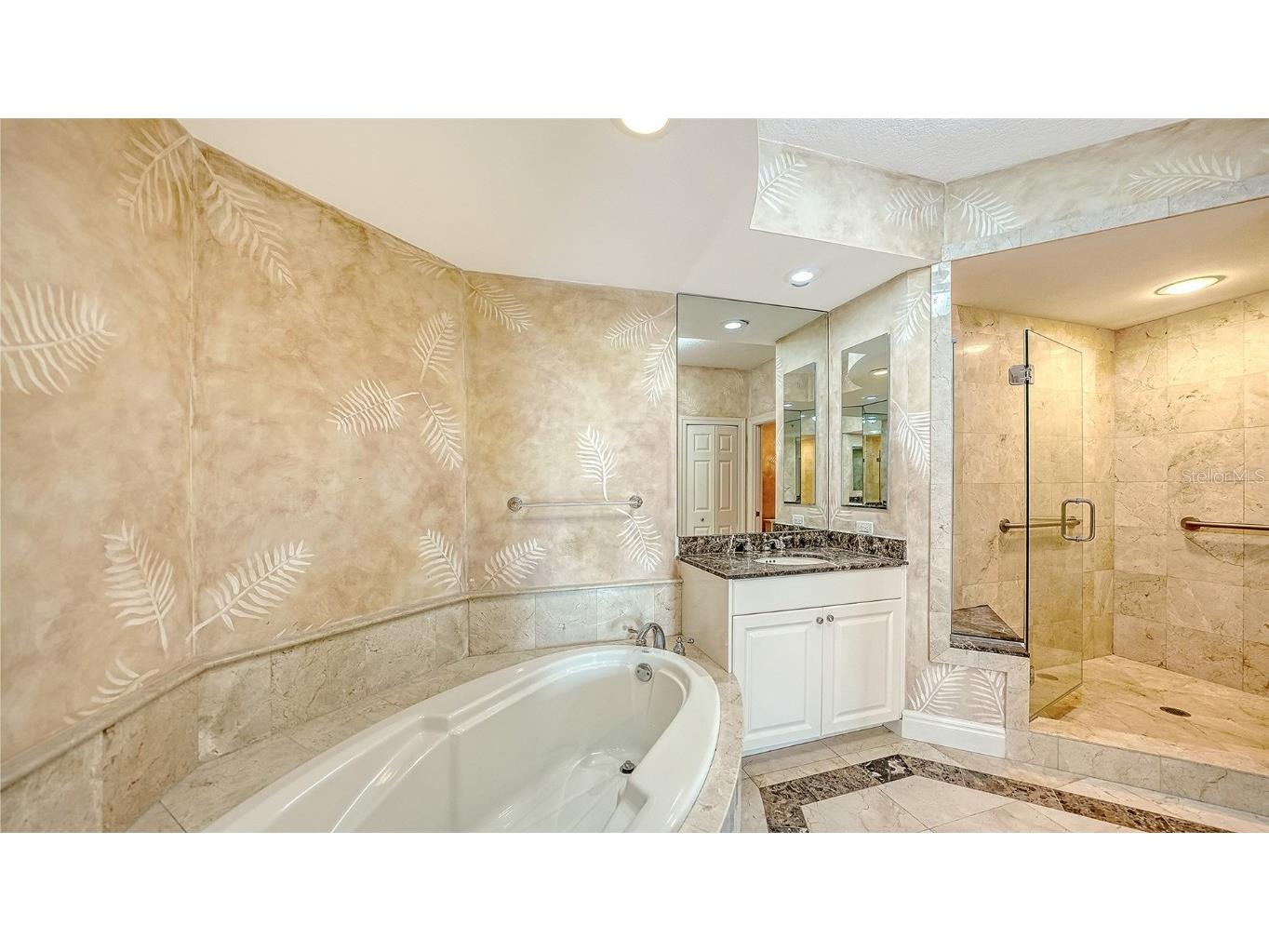 401 N Point Road #301 Osprey FL 34229 A4603773 image27