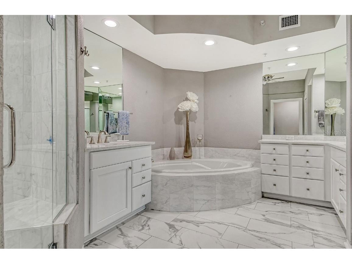 401 N Point Road #304 Osprey FL 34229 A4659785 image38