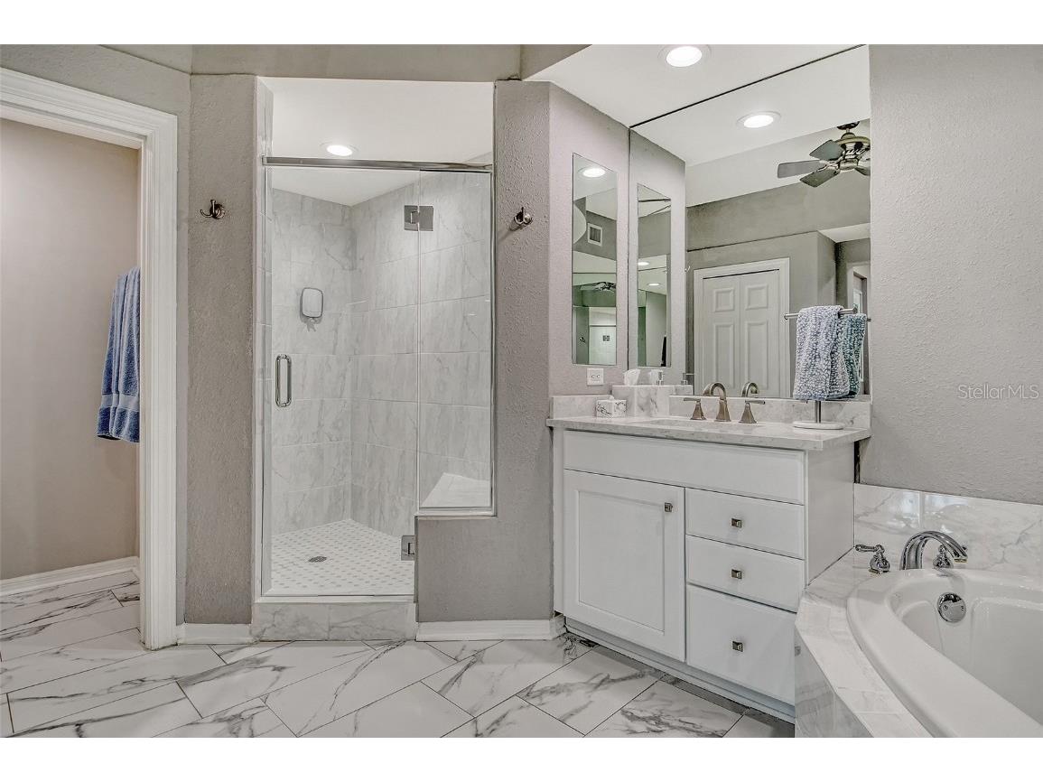 401 N Point Road #304 Osprey FL 34229 A4659785 image39