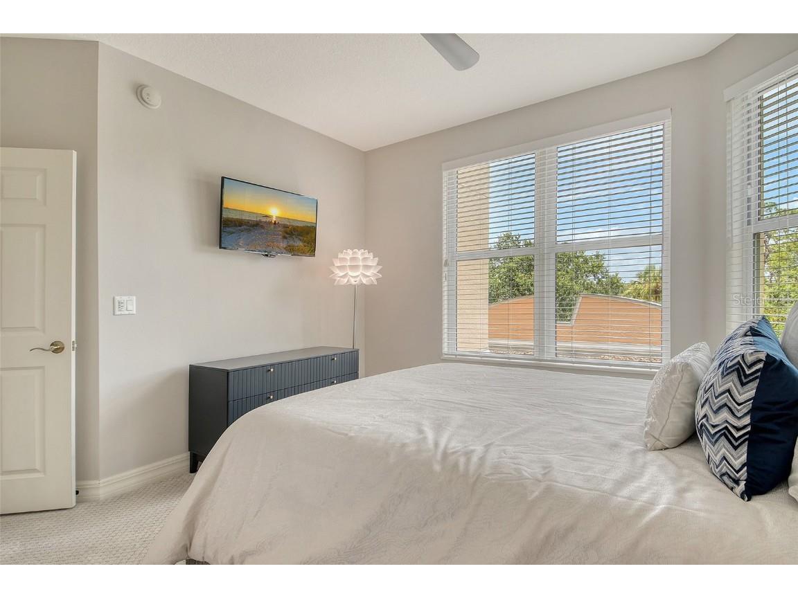 401 N Point Road #304 Osprey FL 34229 A4659785 image48