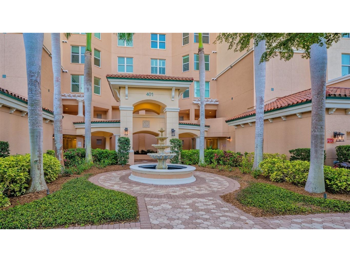 401 N Point Road #401 Osprey FL 34229 - LITTLE SARASOTA BAY A4638159 image1