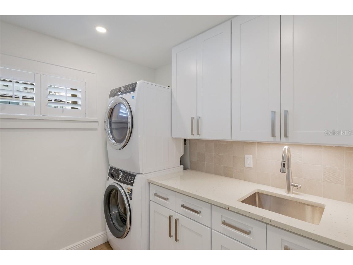 401 N Shore Drive Anna Maria FL 34216 A4659757 image21