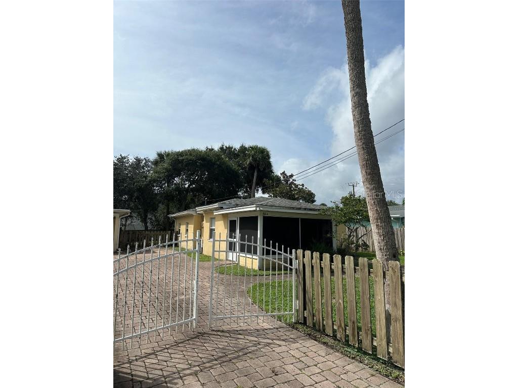 401 Oakwood Avenue #A New Smyrna Beach FL 32169 NS1086126 image2