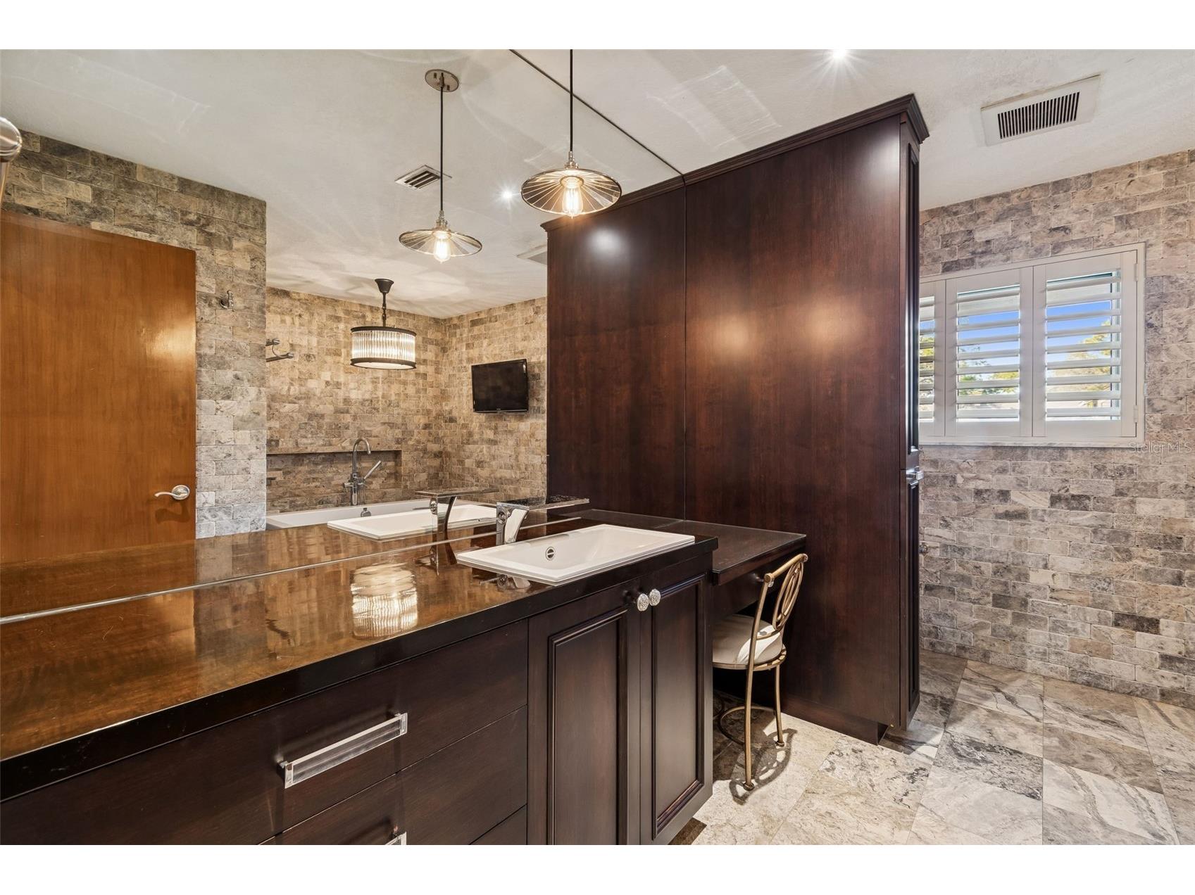 401 Old Mill Pond Road Palm Harbor FL 34683 TB8463774 image49