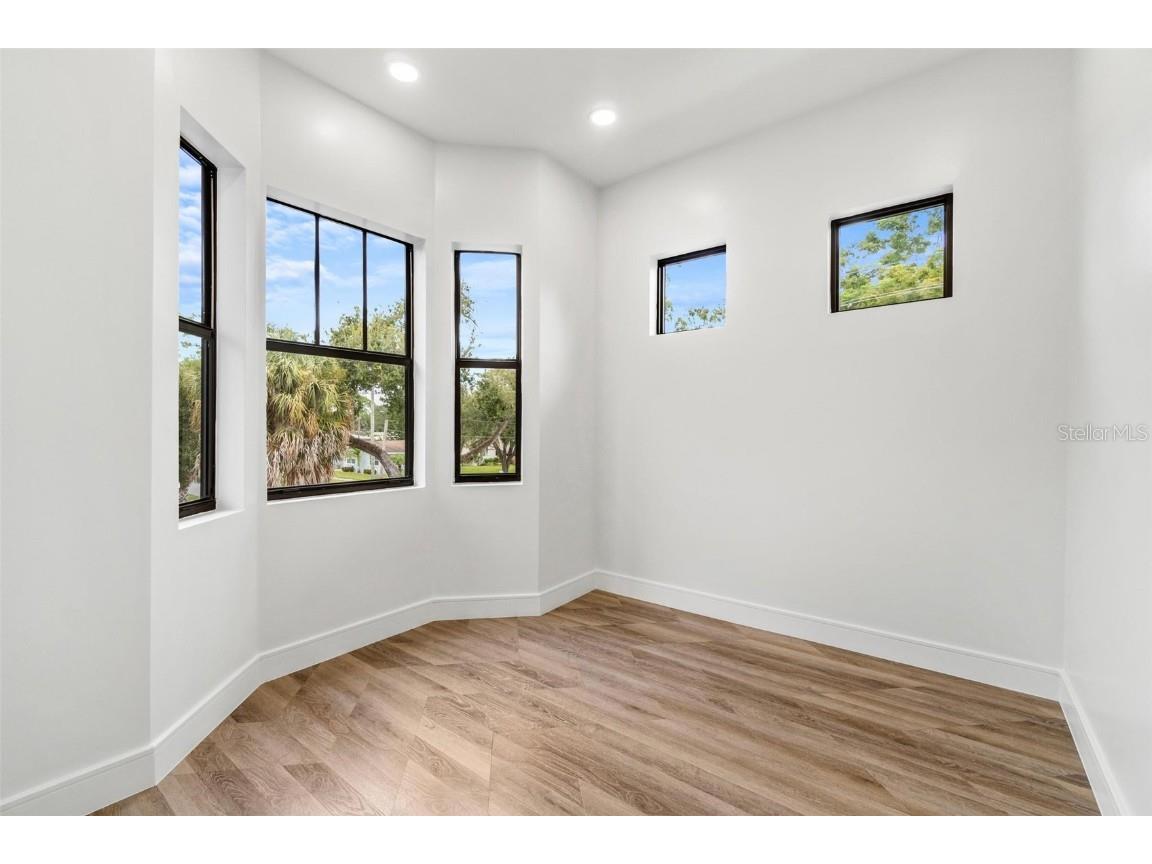 401 Park Boulevard Oldsmar FL 34677 TB8420002 image18