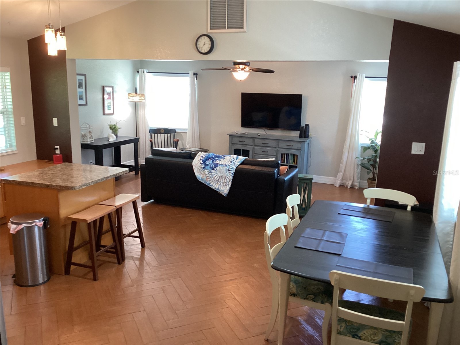 401 Pennsylvania Avenue Crystal Beach FL 34681 TB8474392 image12