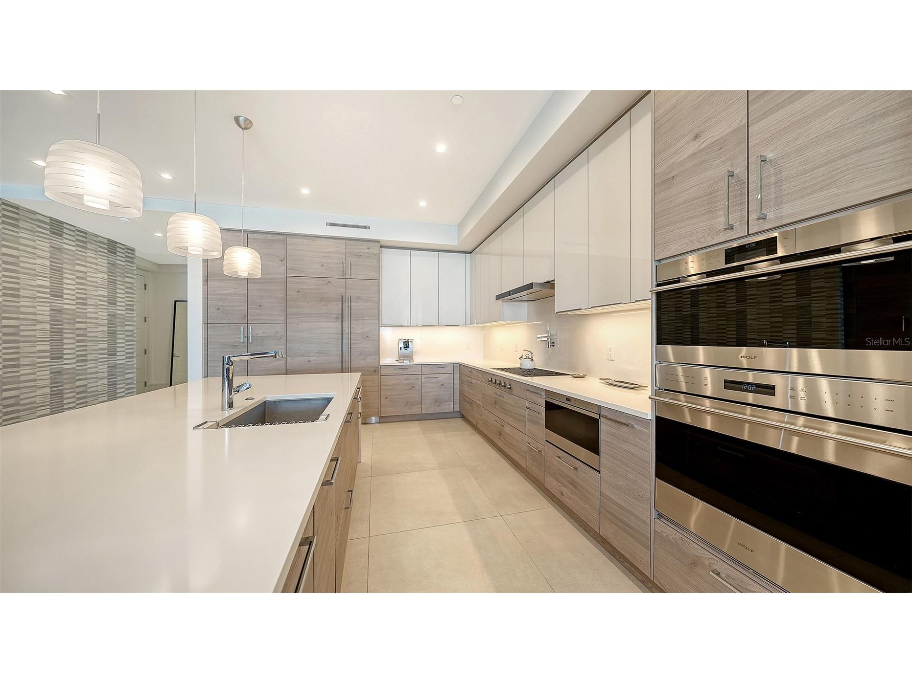 401 Quay #1004 Sarasota FL 34236 - SARASOTA BAY / GULF A4696417 image34