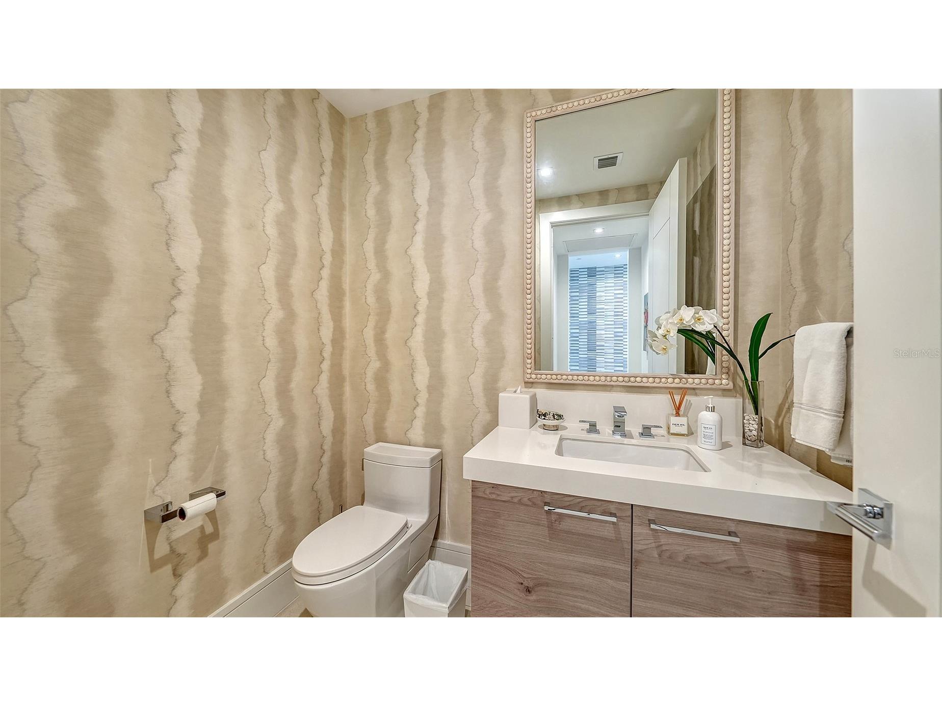 401 Quay #1004 Sarasota FL 34236 - SARASOTA BAY / GULF A4696417 image36