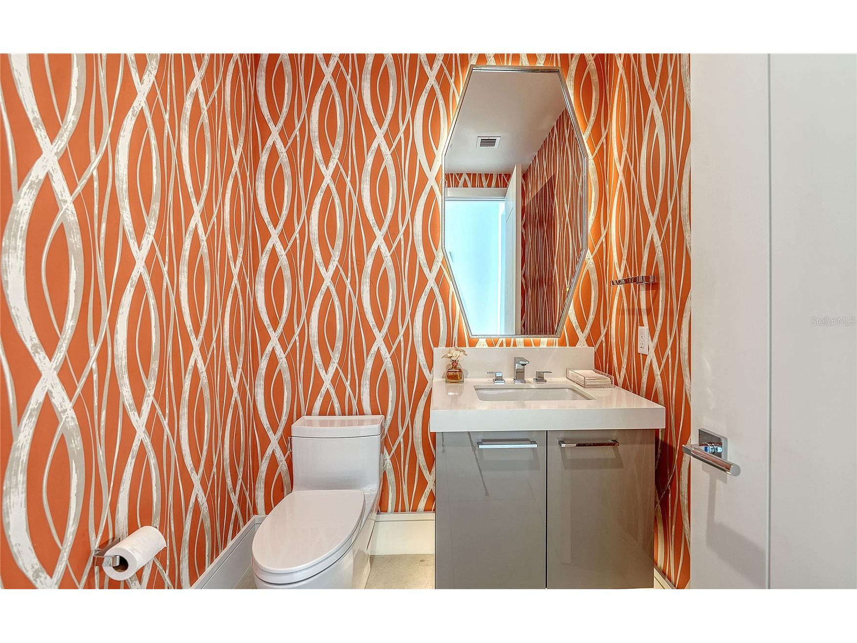 401 Quay Commons #1501 Sarasota FL 34236 - SARASOTA BAY & THE GULF A4678497 image43