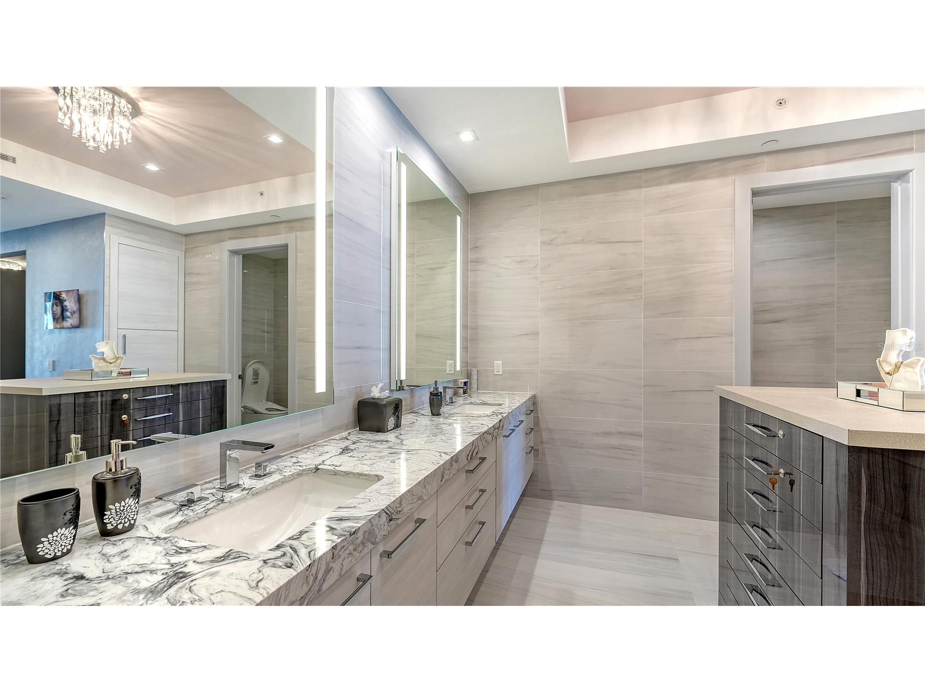 401 Quay Commons #805 Sarasota FL 34236 A4684494 image35