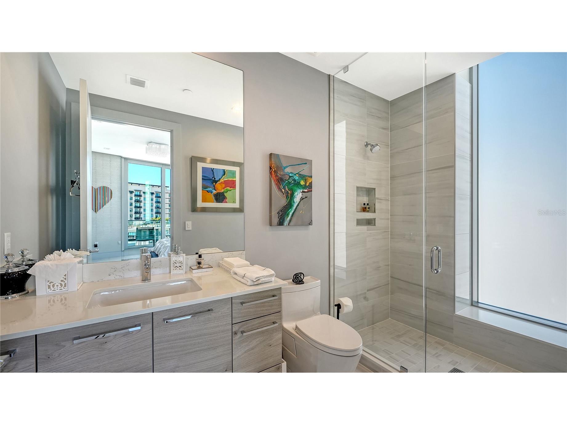 401 Quay Commons #805 Sarasota FL 34236 A4684494 image46